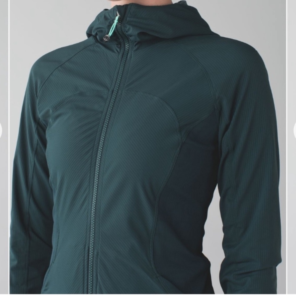 Lululemon In Flux Hooded Jacket Reversible - 6 - Picture 5 of 13